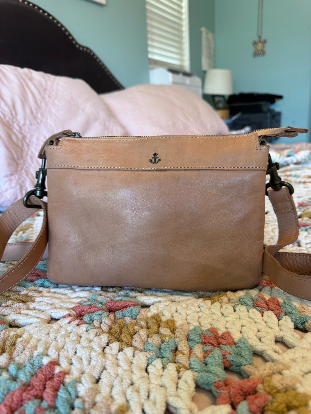 Women's Smooth Tan Leather Crossbody Bag with Anchor Detail
